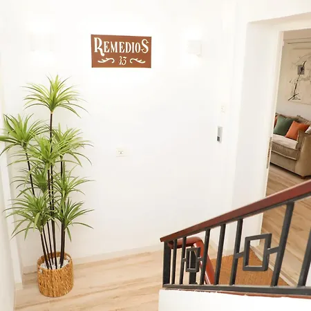 Aparthotel Remedios 43 *